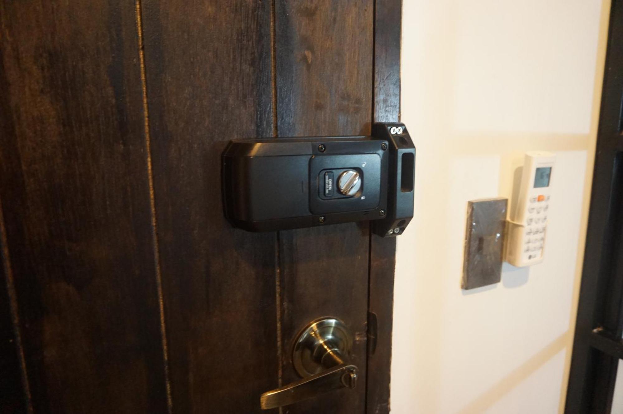 Feel Good Bangkok Hostel Екстер'єр фото