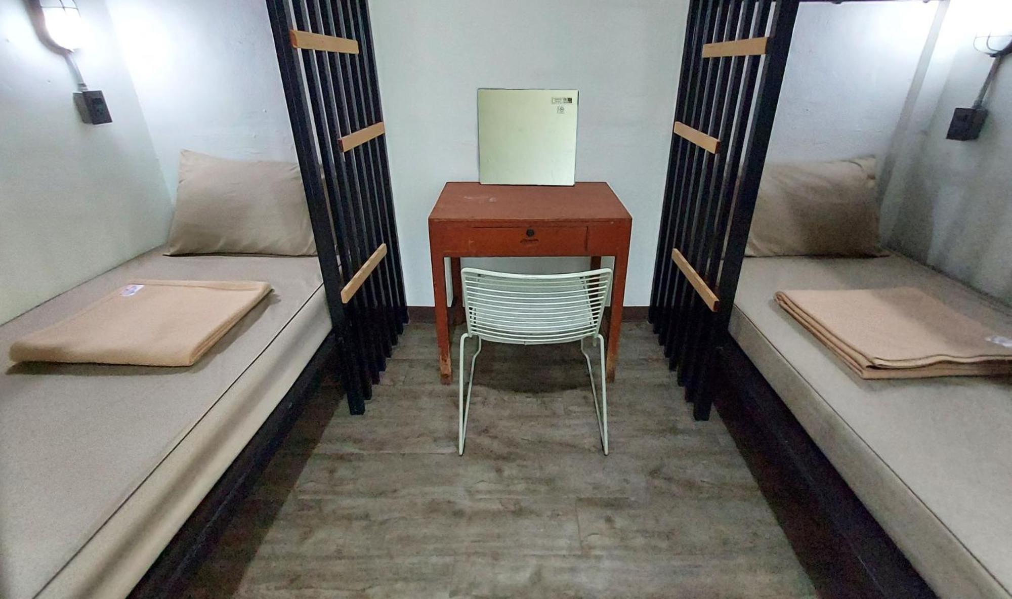 Feel Good Bangkok Hostel Екстер'єр фото