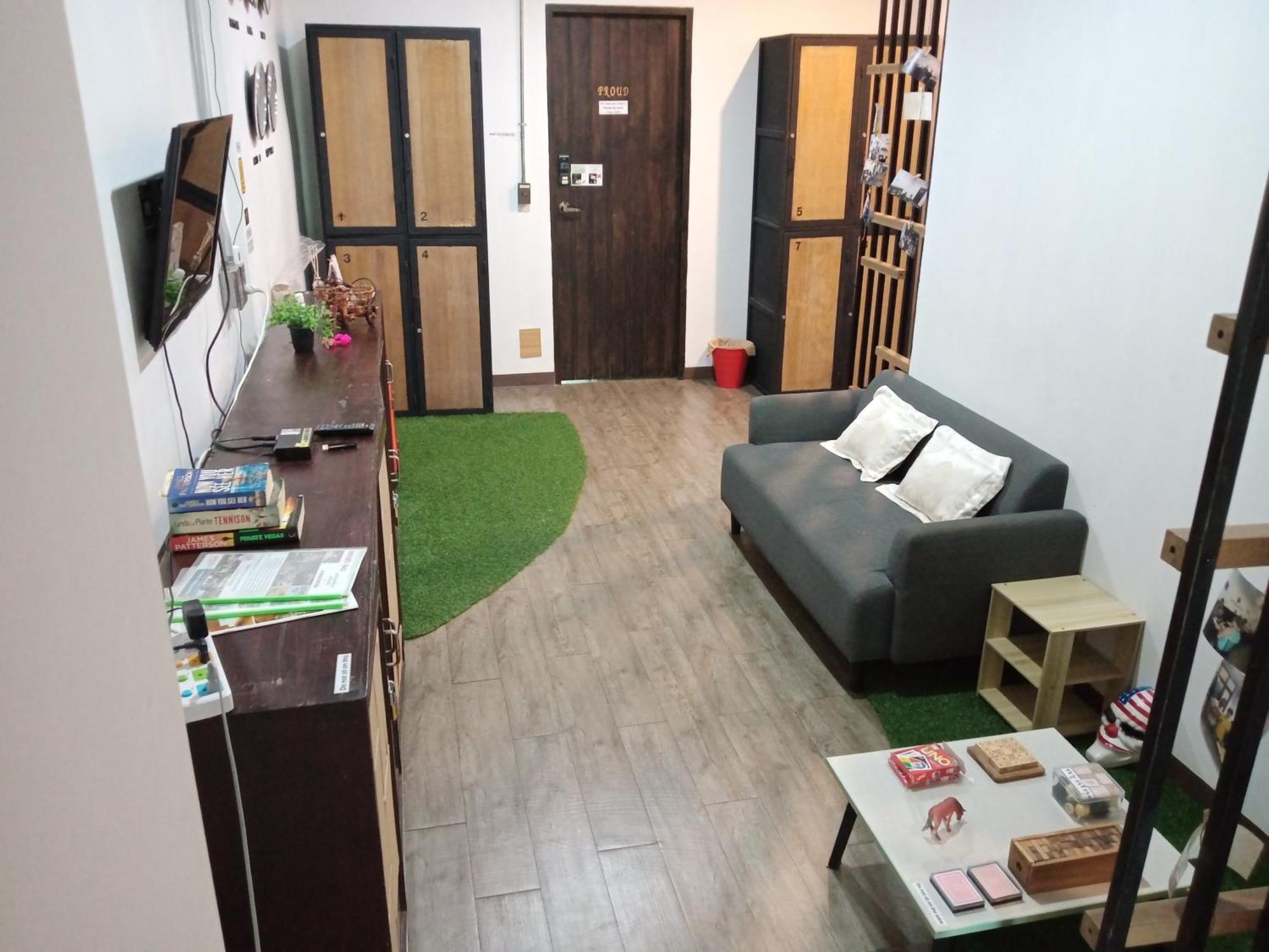 Feel Good Bangkok Hostel Екстер'єр фото